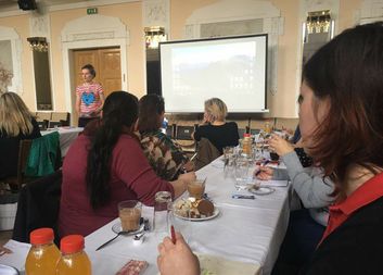 Vzdělávání pro pěstouny