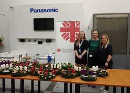 Výroba adventních věnců Panasonic